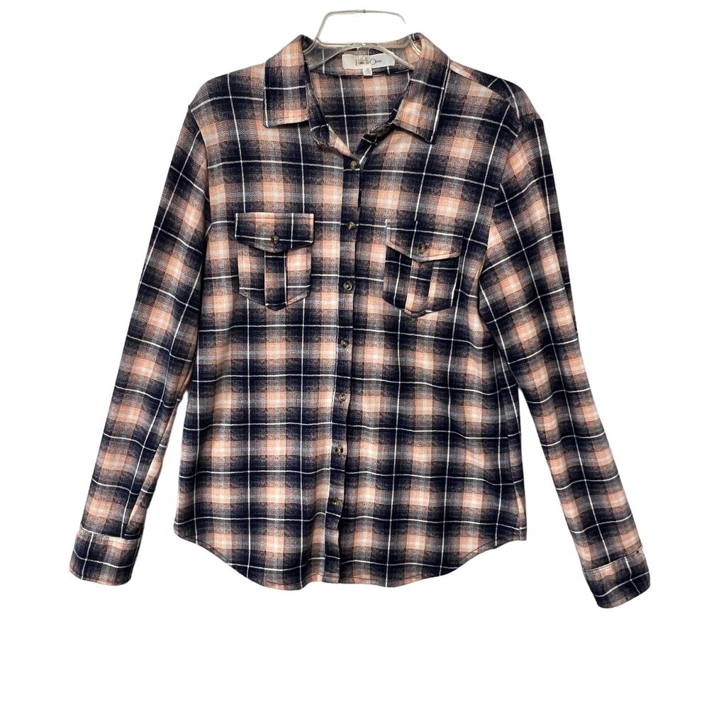 EDEN & OLIVIA Button Up Shirt M Black Peach Plaid Stretch Everyday Long Sleeve